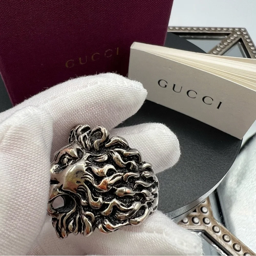 Gucci Metallic Lion Head Ring